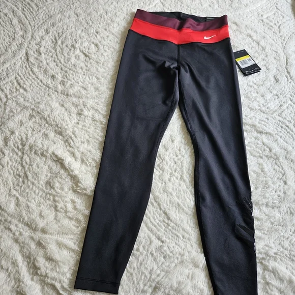 Nike Power Women’s Black/Red/Wine 7/8 Training Tights (BV5737-010) Size SMALL - Picture 3 of 4